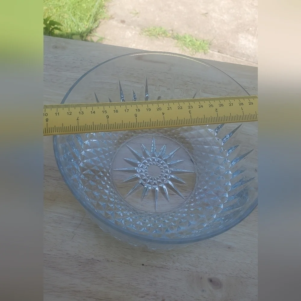 Vintage Arcoroc‎  Desert Serving Bowl France Cut Glass Crystal